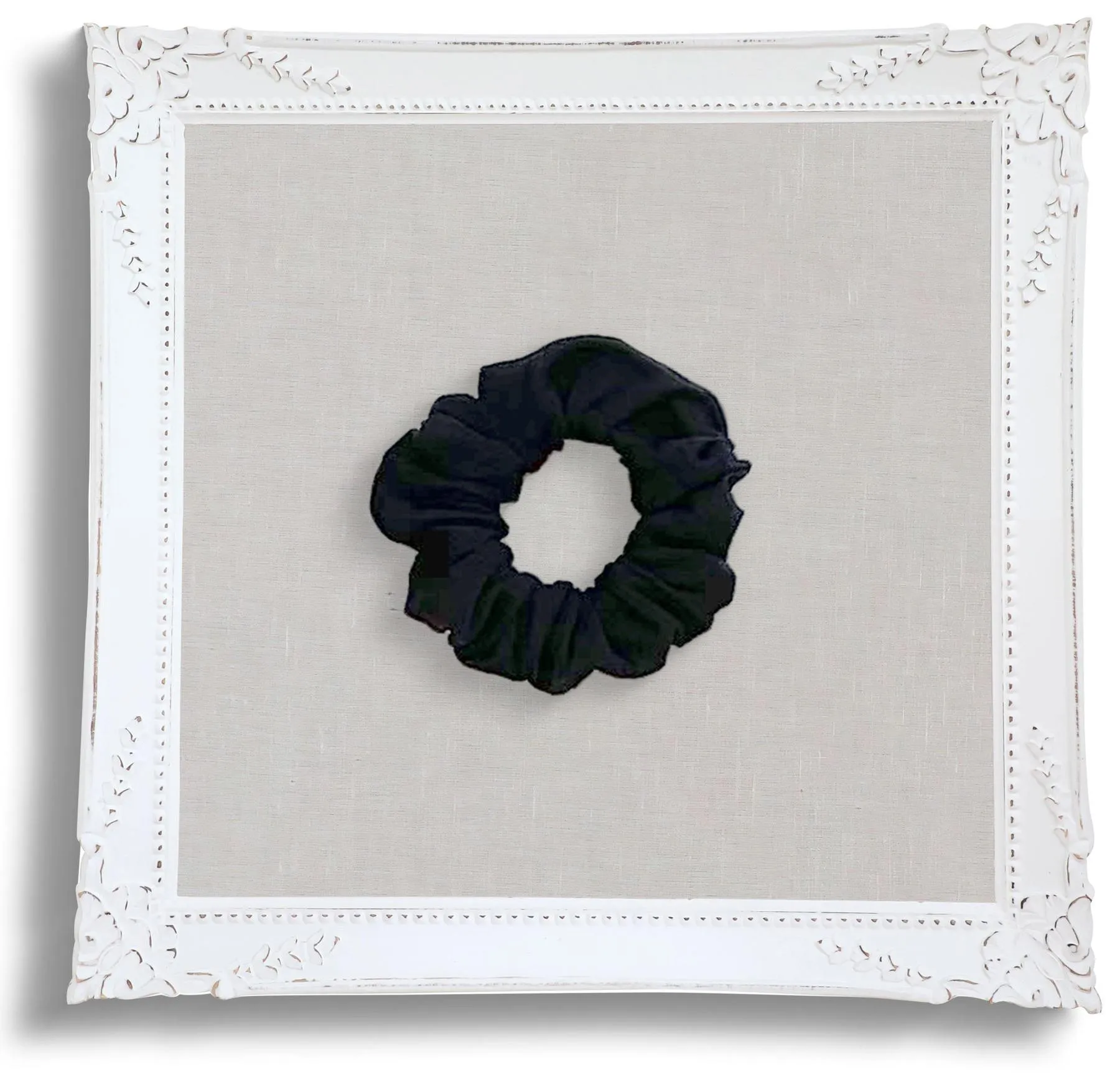 Douceur Soft Hair Scrunchie