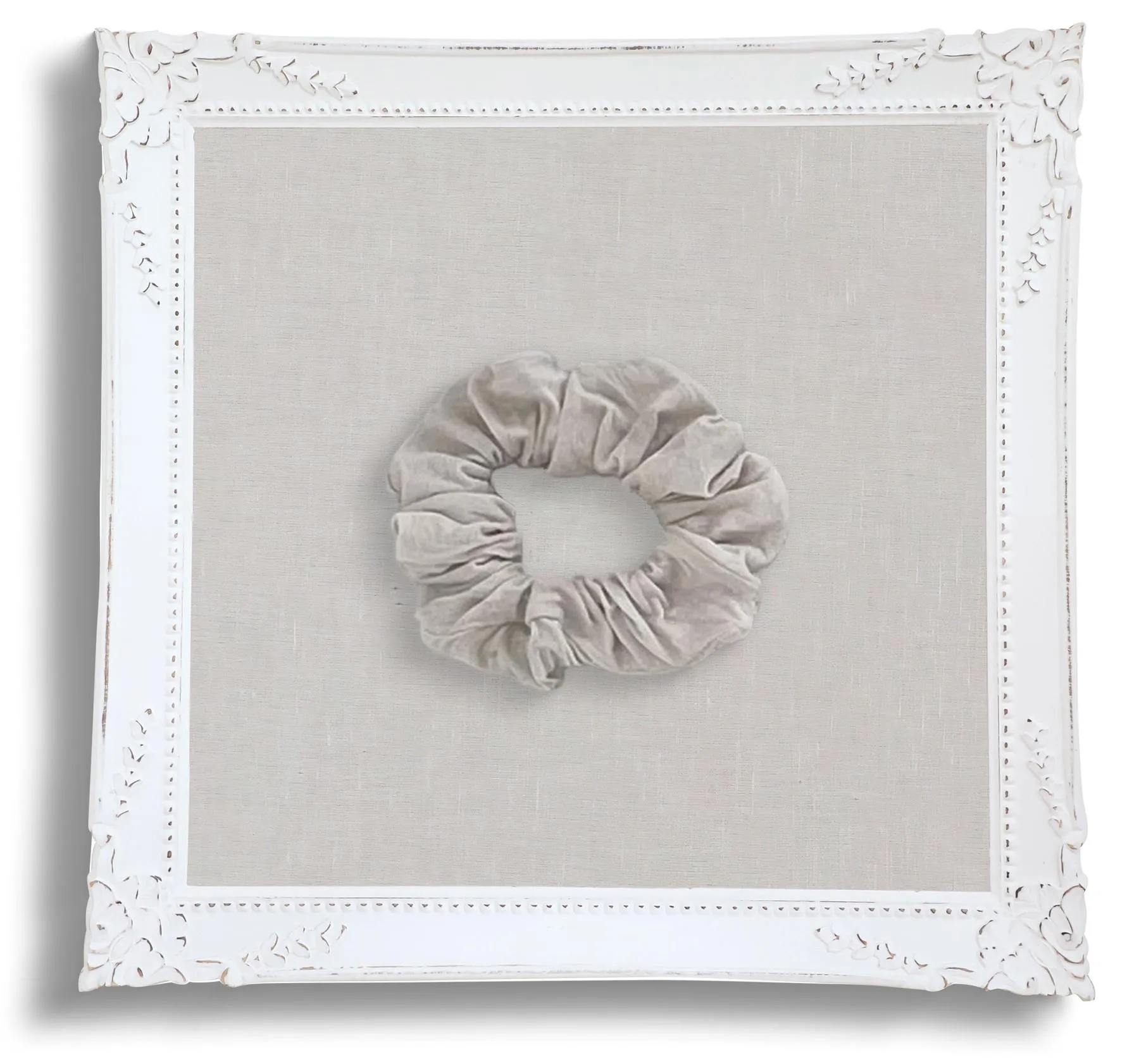 Douceur Soft Hair Scrunchie