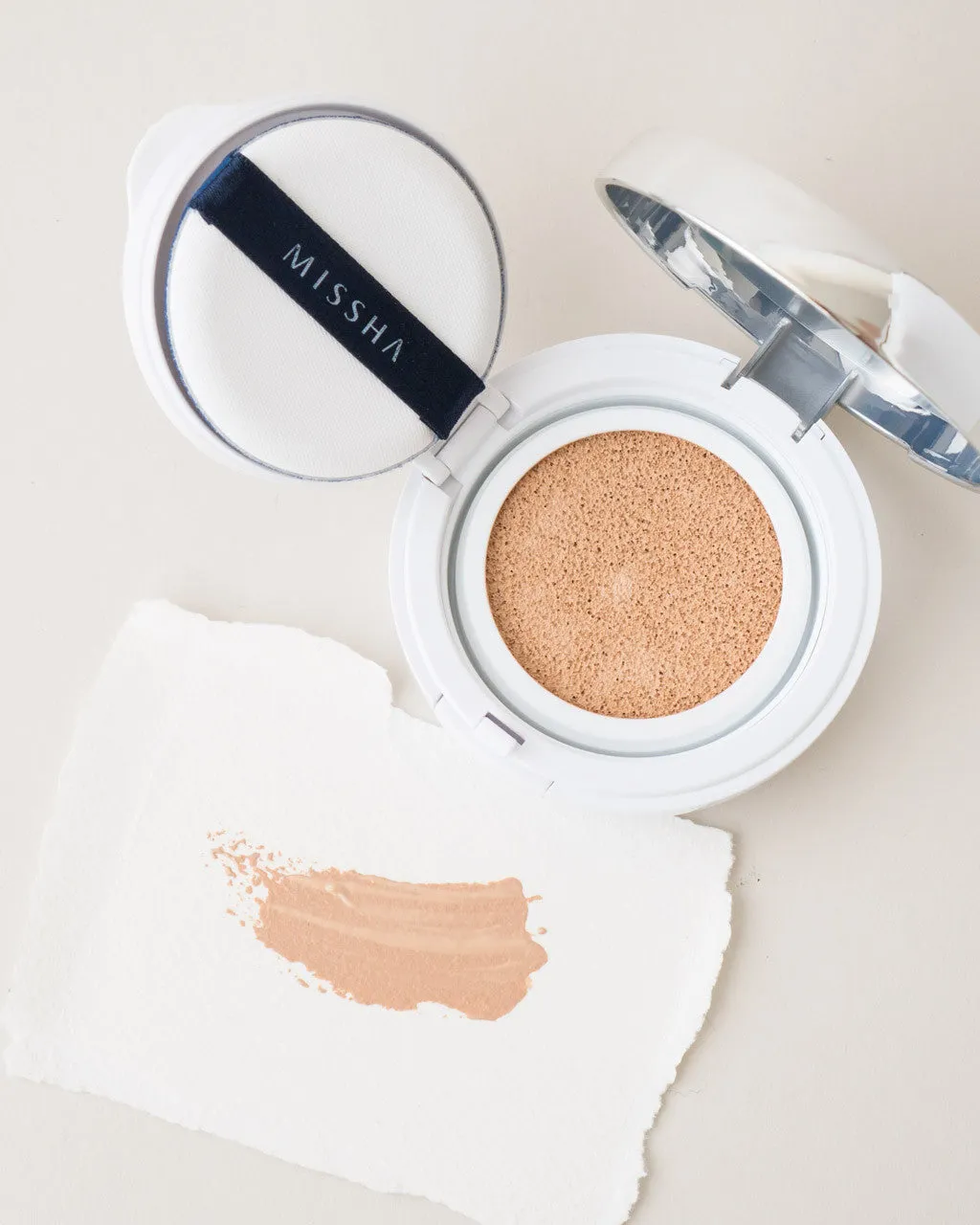 M Magic Cushion SPF50 /PA   