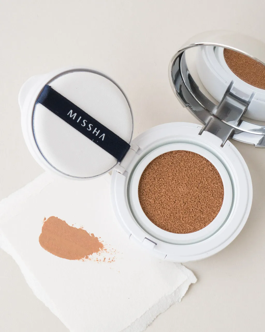 M Magic Cushion SPF50 /PA   