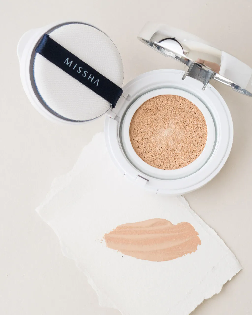 M Magic Cushion SPF50 /PA   