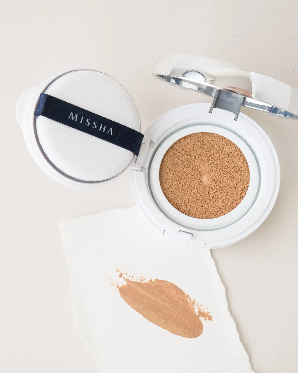 M Magic Cushion SPF50 /PA   