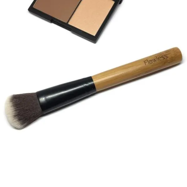 Make-up brushes