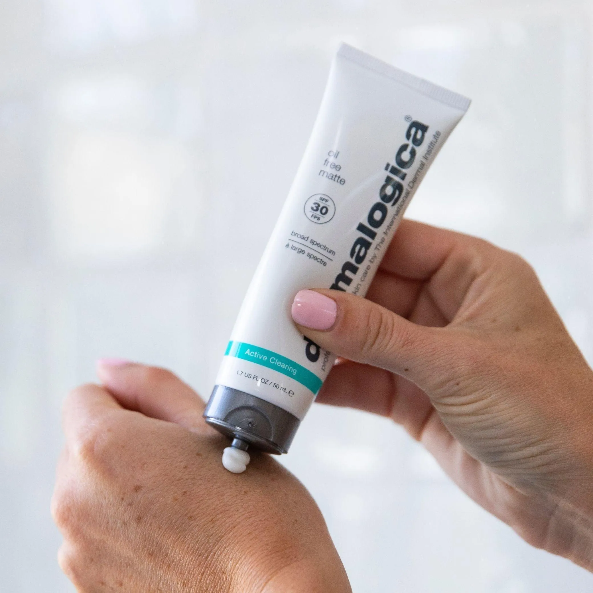 oil free matte spf30